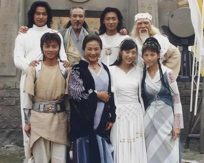 上武侠剧金庸剧上榜四部最高分是武侠喜剧澳门新葡京app大陆14部豆瓣8分以(图14)